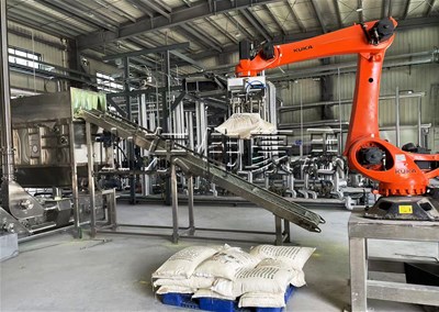 硫磺粒自動(dòng)拆袋機(jī)械手，機(jī)器人自動(dòng)拆垛拆包設(shè)備