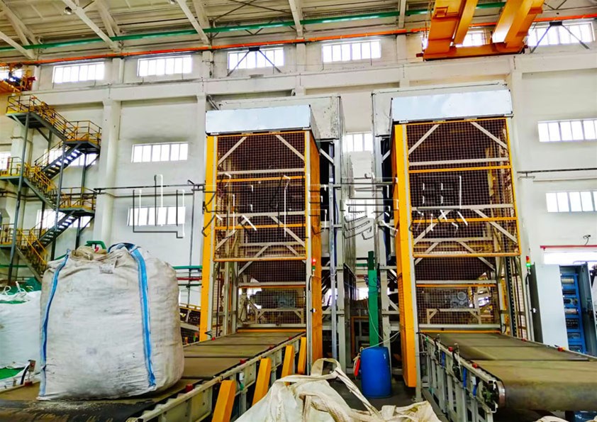 硫酸鎳側(cè)切式噸包全自動破袋機，山東全自動噸袋拆包機廠家