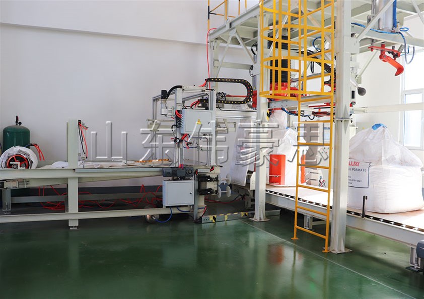 堿粉噸包全自動(dòng)包裝機(jī)，連續(xù)式噸袋包裝設(shè)備安排
